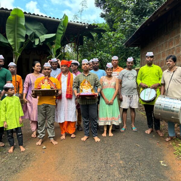 वैभववाडीत ढोल ताशाचा गजरात घराघरात गणरायाचे आगमन