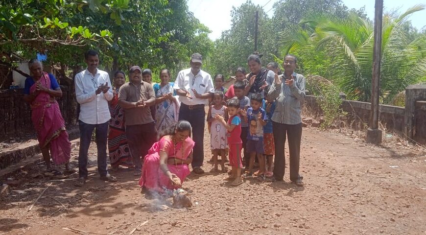 ओझरम बौद्धवाडी रस्त्याने घेतला मोकळा श्वास