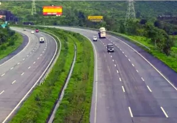 मुंबई-गोवा राष्ट्रीय महामार्गावरील पावसाळ्यापूर्वीच्या देखभाल दुरुस्तीच्या कामाकडे दुर्लक्ष