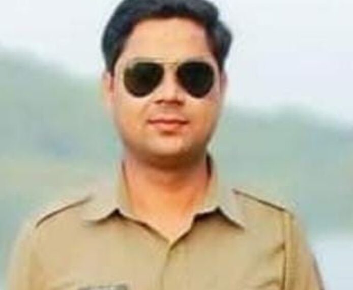 वैभववाडीत पोलीस कॉन्स्टेबल ची गळफास घेत आत्महत्या