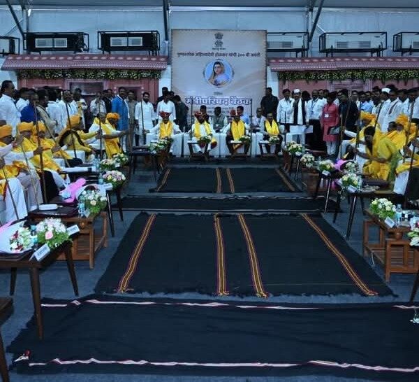 1445.97 कोटी रुपयांच्या श्री अंबाबाई मंदिर विकास आराखड्यास व 259.59 कोटी रुपयांच्या श्री जोतिबा मंदिर व परिसर विकास आराखड्यास राज्य मंत्रिमंडळाची मंजुरी