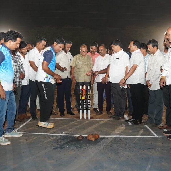 कणकवलीत क्रिकेटच्या मैदानासाठी नितेश राणेंच्या माध्यमातून प्रयत्न करणार – संदेश सावंत