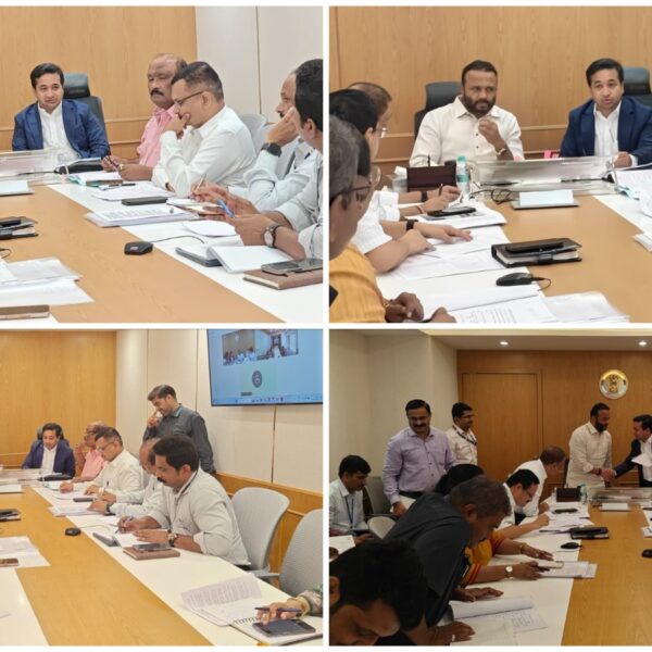 सिंधुदुर्ग जिल्ह्यातील सुरू असलेल्या PMGSY कामांची पूर्तता प्राधान्याने पावसाळ्यापूर्वी करावीत:पालकमंत्री नितेश राणे