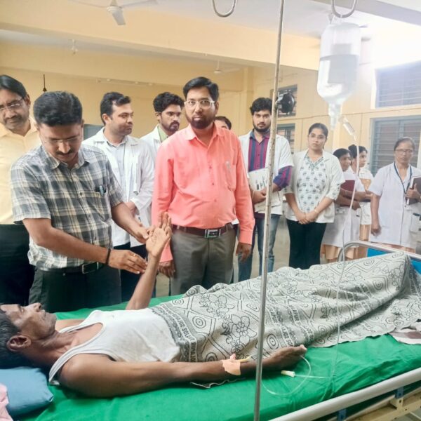 पालकमंत्री नितेश राणे यांच्या निर्देशानुसार क्षेत्रीय कार्यालयाला भेट