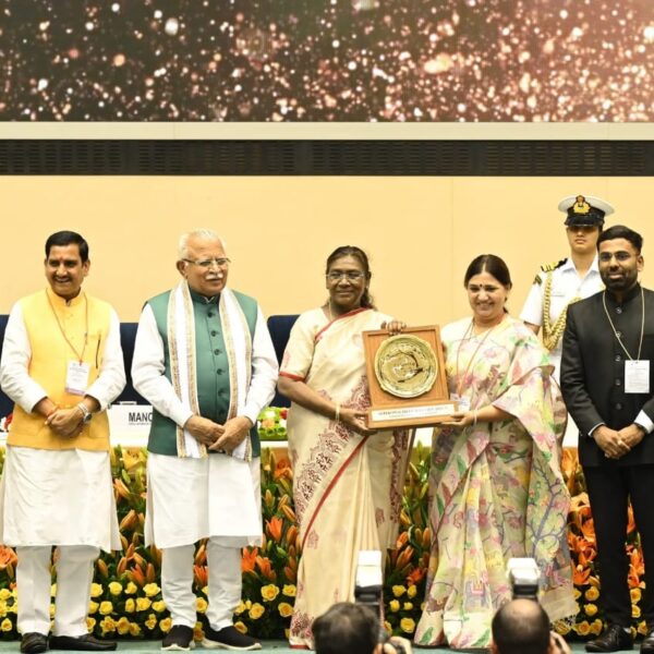 पन्हाळा गिरिस्थान नगरपरिषदचे ‘सुपर स्वच्छ लीग’ मध्ये देशपातळीवर यश; मा. राष्ट्रपतींच्या हस्ते गौरव