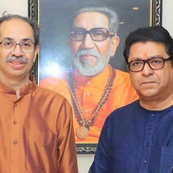 मोठी बातमी ! तब्बल 18 वर्षांनी राज ठाकरे मातोश्रीवर ; उद्धव ठाकरेंचे केले वाढदिवस अभिष्टचिंतन