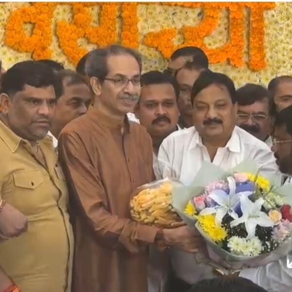 पक्षप्रमुख उद्धव ठाकरेंना माजी आमदार उपरकर यांच्याकडून वाढदिवसाच्या शुभेच्छा