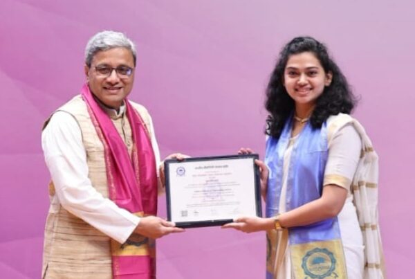 मराठी शाळेतील विद्यार्थिनीची थेट अमेरिकन कंपनीत वरिष्ठ अभियंता पदावर भरारी