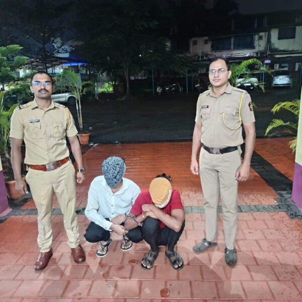घरफोडीतील दोन आरोपींना कर्नाटकात ठोकल्या बेड्या ; 4 दिवस पोलीस कोठडी