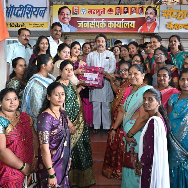 महिला शिवसेनेतर्फे आमदार निलेश राणेंना रक्षाबंधन, शिंदेंना लाडक्या बहिणींचा संदेश