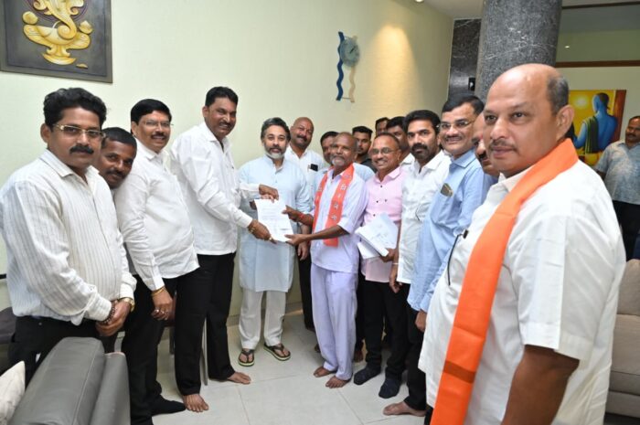 आमदार निलेश राणे वउपनेते संजय आग्रे यांच्या उपस्थितीत सदानंद हळदीवे&hellip;