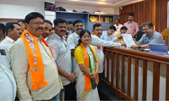 खारेपाटण पंचायत समिती मतदार संघातून महायुतीकडून गुरुप्रसाद शिंदे यांचा उमेदवारी&hellip;