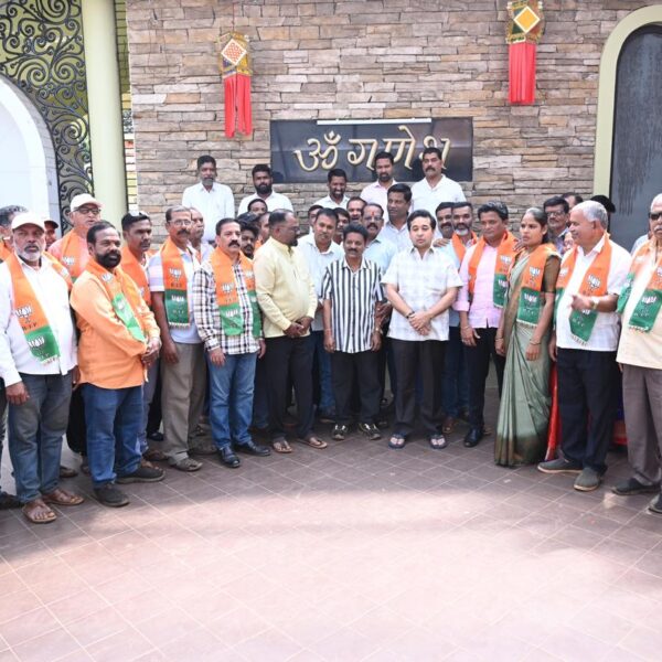तोंडवली-बावशी ठाकरे सेनेच्या ग्रा. पं. सदस्यांसह शिवसैनिक भाजपात