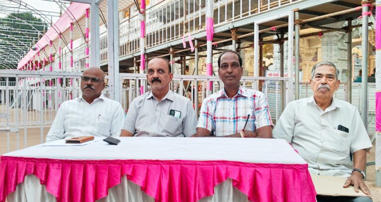 दर्शन रांगा आणि 700 स्वयंसेवक ; अवघ्या अर्ध्या तासात मिळणार भराडी देवीचे दर्शन