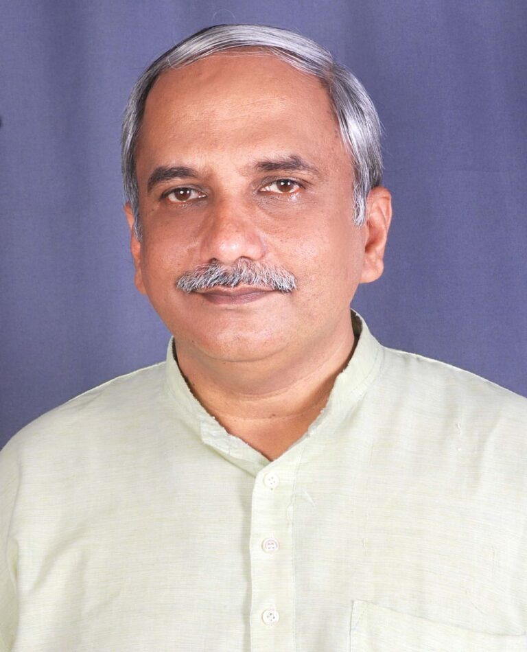 संत साहित्यिक अॅड. देवदत्त परुळेकर यांना यंदाचा प्र. नेरुरकर साहित्यिक पुरस्कार