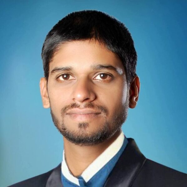 खंडणीच्या गुन्ह्यातील आरोपी ऍड. किशोर वरकची न्यायालयात शरणागती