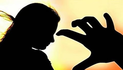 विवाहित महिलेवर बलात्काराच्या गुन्ह्यात आरोपीला अटक ; न्यायालयीन कोठडीत रवानगी