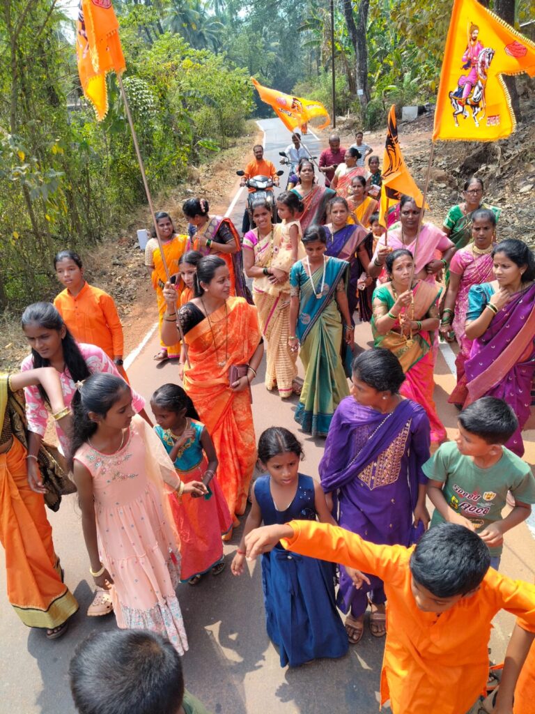 पाडलोस गावात शिवजयंती उत्साहात; महिलांसाठी सांस्कृतिक कार्यक्रम, आकर्षक रॅली