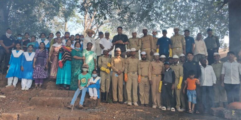 “स्वच्छ जल-स्वच्छ मन” या उपक्रमाअंतर्गत कनकनगर गणपती साना ते केटी बंधारा परिसराची केली स्वच्छता