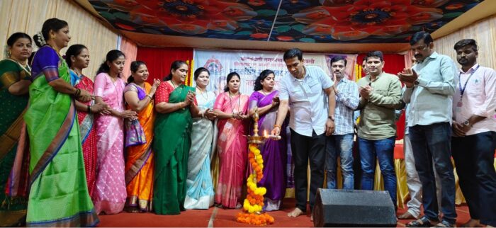 कणकवली नगरपंचायत व कनकसिंधू यांच्या संयुक्त विद्यमाने जागतिक महिला दिनानिमित्त&hellip;