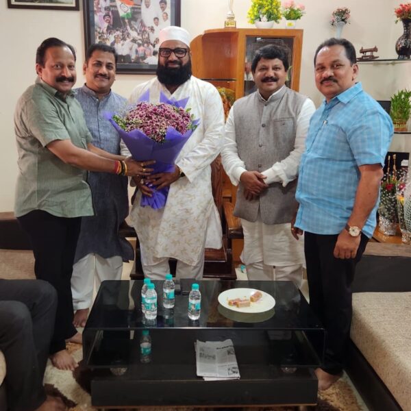 माजी नगराध्यक्ष समीर नलावडेंकडून अबिद नाईक यांना ईद च्या शुभेच्छा