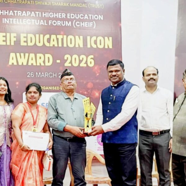 डॉ. बालाजी सुरवसे यांना ‘चीफ एज्युकेशन आयकॉन पुरस्कार – 2026’ प्रदान