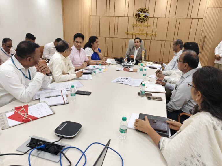 ड्रोनच्या मदतीने सागरी सुरक्षेला बळ, नवीन दहा ड्रोन खरेदी करा