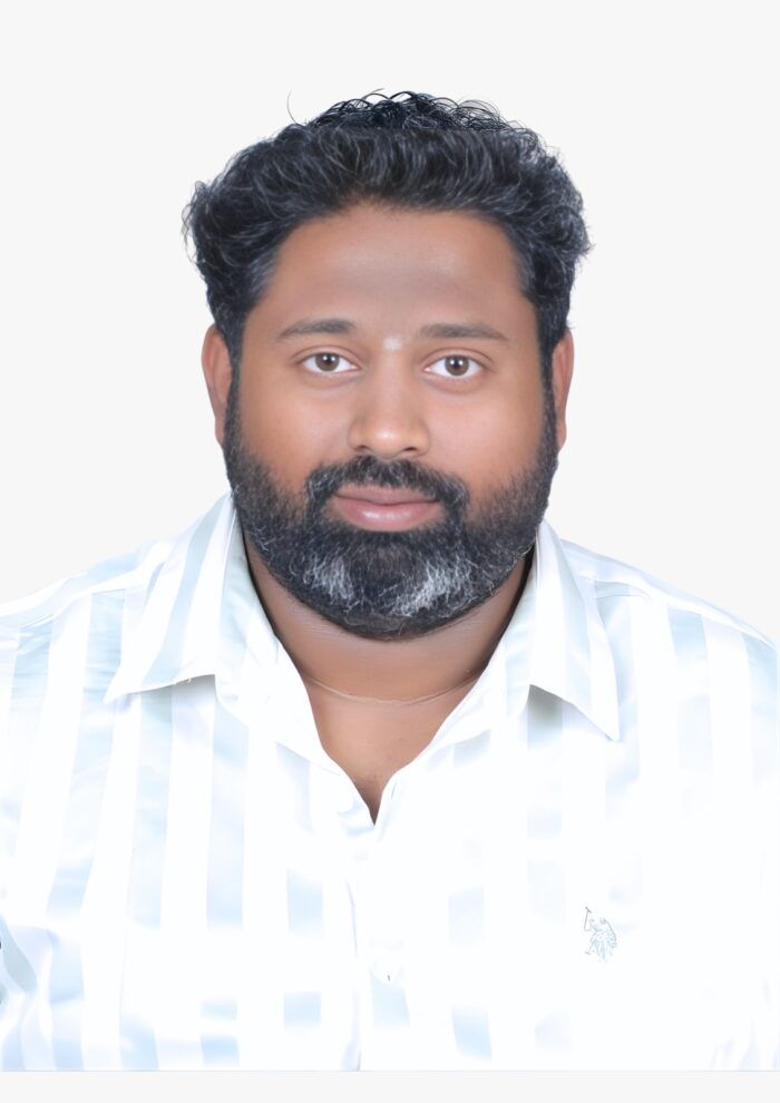 उपवनसंरक्षक कार्यालयातील वृक्षतोडीवरून संताप; वस्तुस्थिती स्पष्ट करण्याची गौरव मुळीक यांची&hellip;