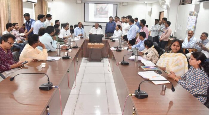 सी.पी.आर.चे नूतनीकरण एप्रिल अखेर पूर्ण करून एक मे रोजी लोकार्पणासाठी&hellip;