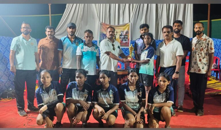 महिला ओपन शुटिंग बॉल स्पर्धेत त्रिंबक हायस्कूल तृतीय…!