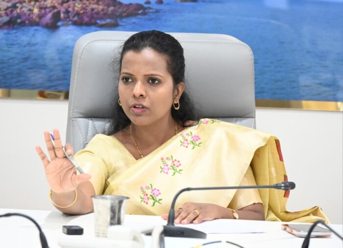 जिल्हाधिकारी तृप्ती धोडमिसे यांनी घेतला इंधन व गॅस पुरवठ्याचा सखोल&hellip;