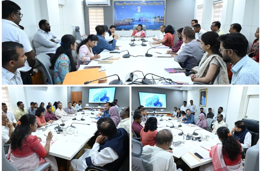 सावंतवाडी-वेंगुर्ला-दोडामार्ग विकास कामांचा आढावा; पाणीपुरवठा, रस्ते व क्रीडा संकुलांना गती देण्याचे निर्देश