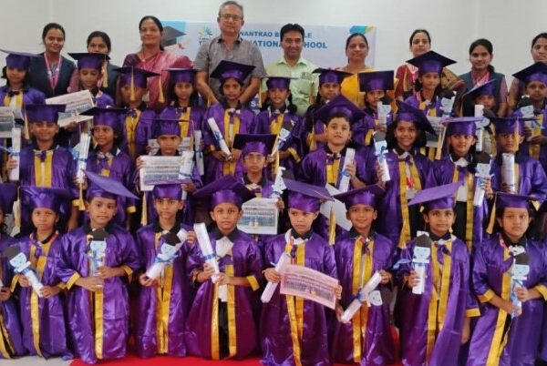 भाेसले इंटरनॅशनल स्कूलमध्ये पदवीदान सोहळा उत्साहात