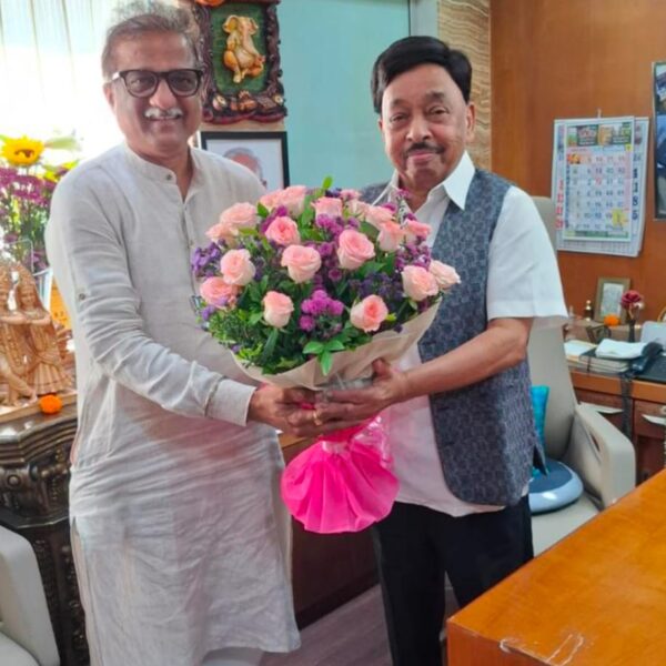 उमेदवारी दाखल करण्याआधी प्रमोद जठार यांनी घेतली खा.नारायण राणेंची भेट