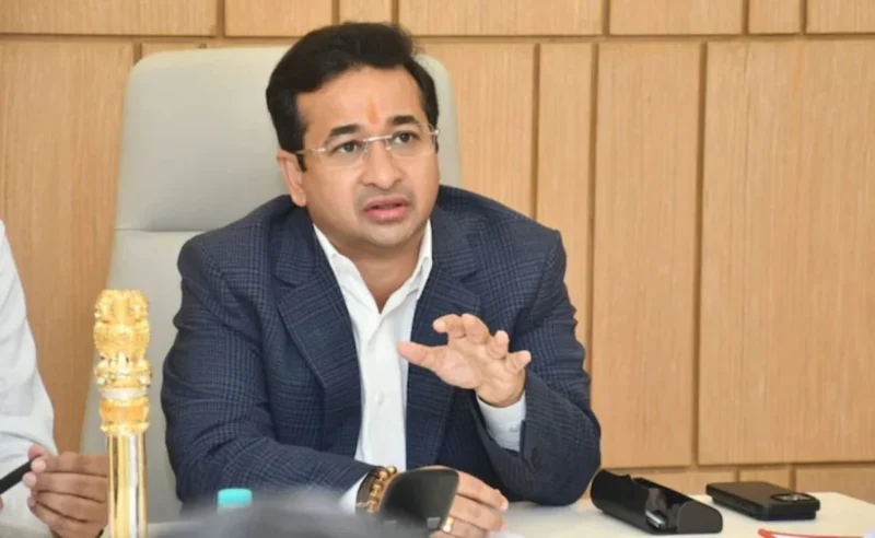 मंत्री नितेश राणेंच्या खांद्यावर भाजपाकडून नवीन जबाबदारी