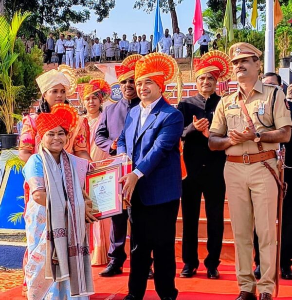 अभिनेत्री अक्षता कांबळी पुण्य श्लोक अहिल्यादेवी होळकर पुरस्कारने सन्मानित