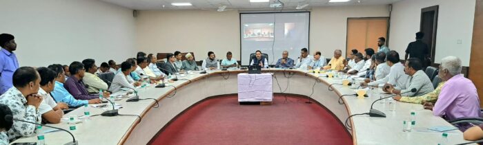 काजू उद्योगाच्या समस्यांवर उपाययोजनांसाठी स्वतंत्र समिती गठित