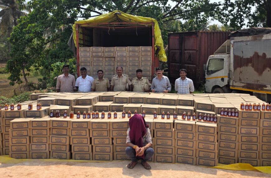 एक्साईज इन्सुली चेकपोस्ट पथकाने पकडले कोट्यवधींचे घबाड