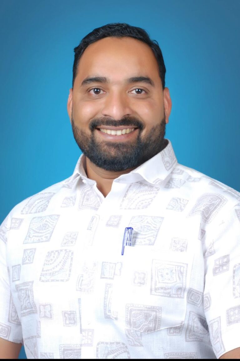 अपघातास कारणीभूत ठरणाऱ्या भरधावर ट्रक व डंपर चालकांना आवरा…संतोष राऊळ
