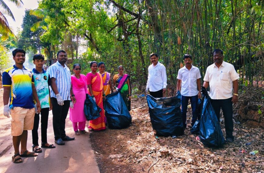 स्वच्छ गाव, सुरक्षित हवामान अभियानांतर्गत बेळणे खुर्दमध्ये स्वच्छता मोहीम…!