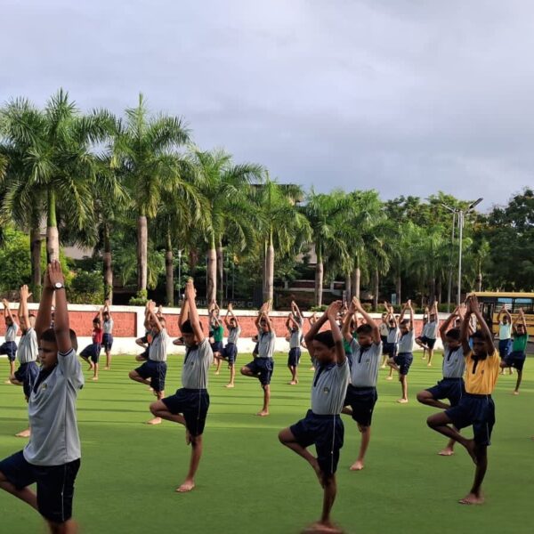 यशवंतराव भोसले सैनिक स्कूलमध्ये आंतरराष्ट्रीय योग दिन उत्साहात साजरा….
