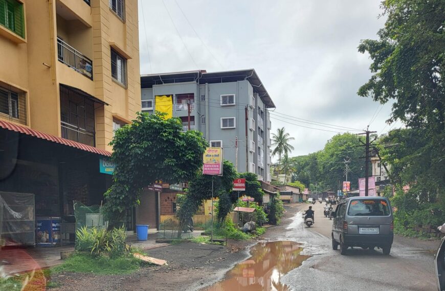 कणकवली-आचरा मार्गावरील पाण्याचा निचऱ्याची उपाययोजना करा