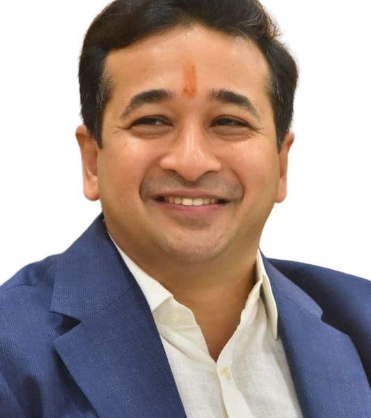 पालकमंत्री नितेश राणे यांच्या वाढदिवसानिमित्त उंबर्डे येथे मोफत आरोग्य शिबिर