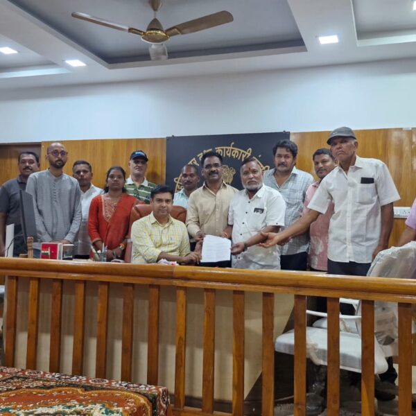 NEET पेपरफुटीवर वैभववाडीत विरोधक आक्रमक | शिक्षणमंत्री धर्मेंद्र प्रधान यांच्या राजीनाम्याची मागणी