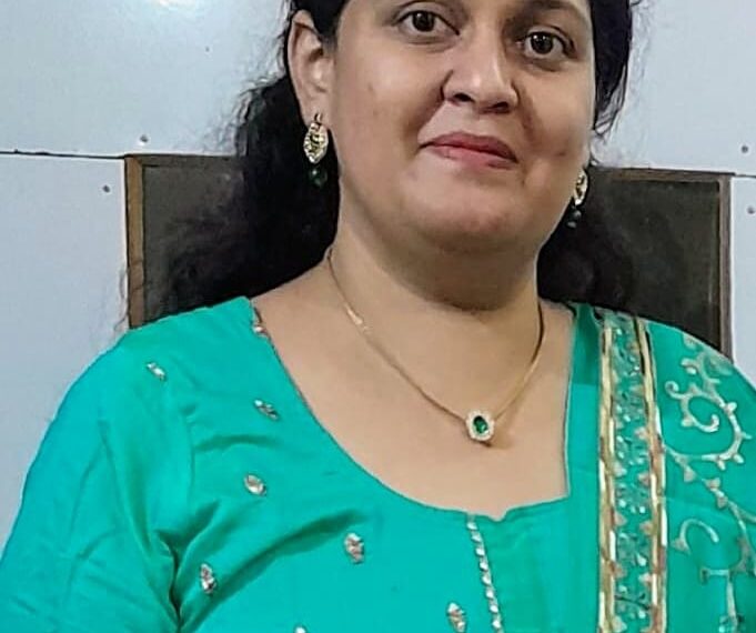 अखिल भारतीय बार परीक्षेत युगंधरा मोदी चे पहिल्याच प्रयत्नात अभिनंदनीय यश !