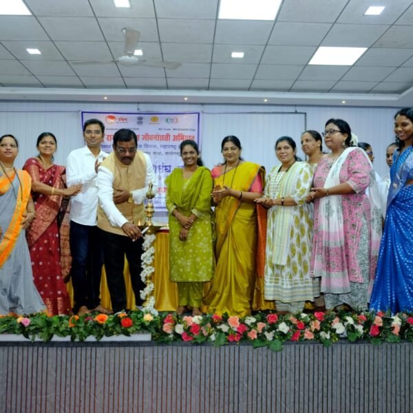 ग्रामीण भागातील बचत गटांचे कार्य कौतुकास्पद जिल्हा परिषद अध्यक्ष प्रमोद कामत