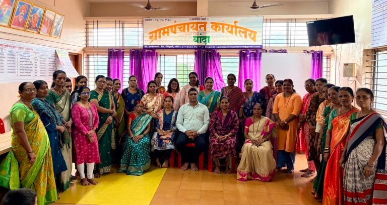 निर्भिड पुरस्कारप्राप्त पत्रकार निलेश मोरजकर यांचा बांदा महिला मराठा समाजातर्फे सत्कार