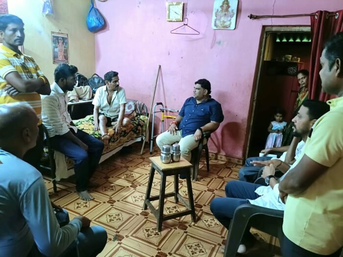 अपघातात जखमी झालेल्या राठिवडे येथील सत्यवान मेस्त्री यांना मा.आ.वैभव नाईक&hellip;
