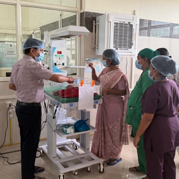 कुडाळ महिला व बाल रुग्णालयात जिल्हाधिकाऱ्यांकडून आढावा