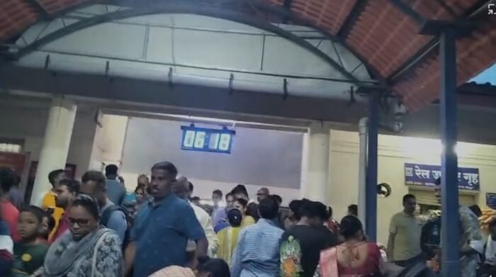गौरी-गणपतीनंतर वैभववाडी पुन्हा शांत; चाकरमान्यांची परतीची लगबग
